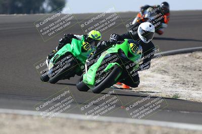 media/Nov-01-2025-TrackDaz (Sat) [[2b4d5192bc]]/B Group/1220pm (Turn 2 Outside)/